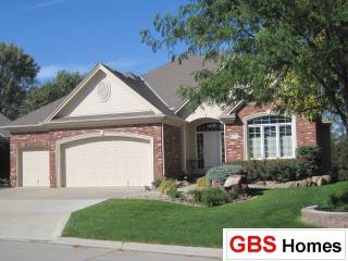 21216 Arbor Ct, Omaha NE  68022-2307 exterior