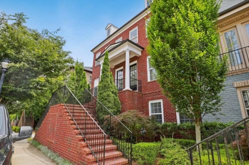 3619 Brookleigh Ln, Atlanta, GA 30319-2206