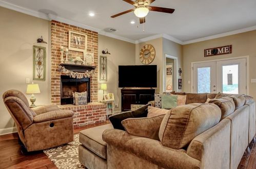 2805 Lillis Ln, Denison TX 75020 exterior