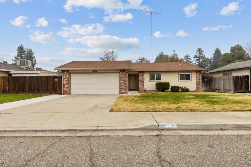 2508 Andre Ln, Turlock, CA 95382-1659