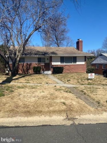 1711 Lansdowne Way, Silver Spring MD  20910-1443 exterior