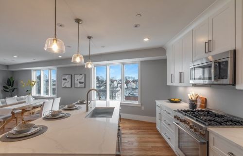 150 Hancock St, Quincy, MA 02171-1706