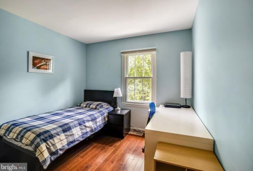 7707 Heatherton Ln, Rockville MD  20854-3212 exterior