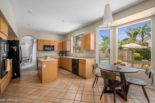 4442 Linda Ln, Chandler AZ  85226-2190 exterior