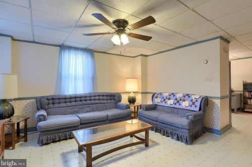 25 Plum St, Lancaster PA 17602-2724 exterior