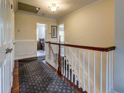 57 Brimstone Hl Rd, Middletown NY 10941-3349 exterior