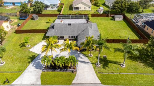 2471 Shell Ave, Fort Pierce FL  34952-6857 exterior