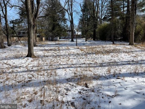 147 Carter Rd, Princeton NJ 08540-2113 exterior