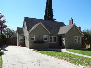 916 Main St, Turlock, CA 95380-3405
