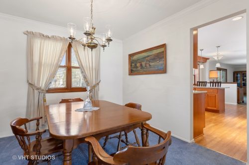 1080 Butler Dr, Bull Valley IL 60014-6927 exterior