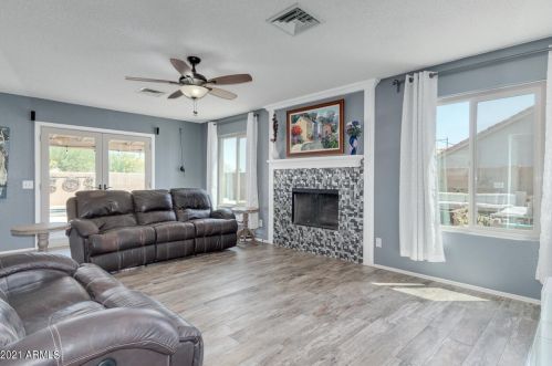 13229 40 St, Phoenix AZ 85018-1601 exterior