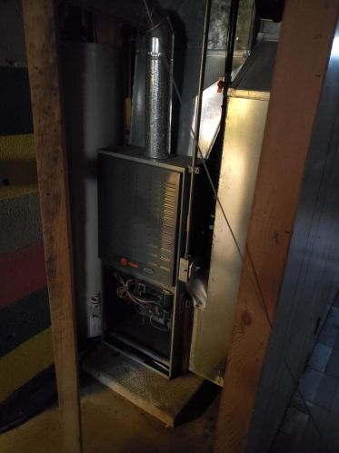 3441 82nd St, Milwaukee WI  53219-3835 exterior