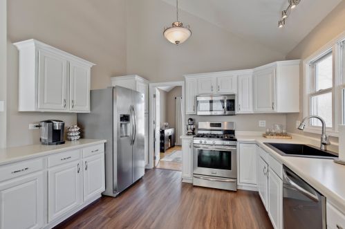 1003 Whitehall Way, Bull Valley IL 60014-1810 exterior