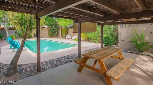 2805 13th Ave, Phoenix AZ 85007-4138 exterior