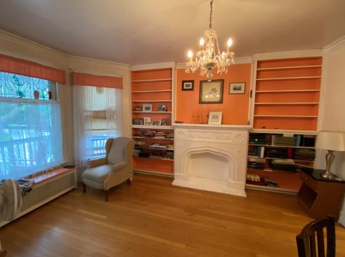 3902 Hamilton Ave, Chicago IL 60625-1305 exterior