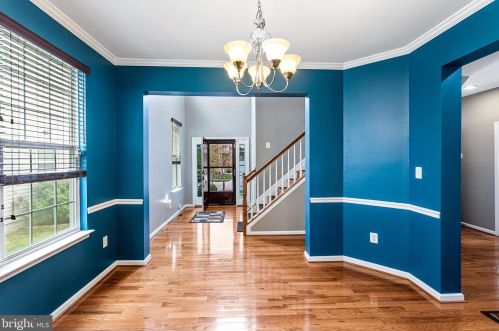 7722 Hollins Chapel Ct, Glen Burnie MD 21060-8396 exterior