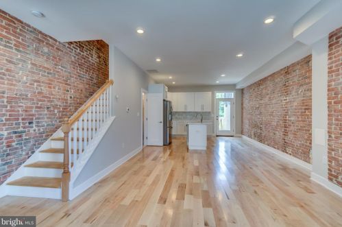 1121 Montello Ave, Washington, DC 20002-3801