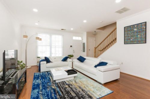 1405 Shippen Ln, Washington DC  20020-2902 exterior