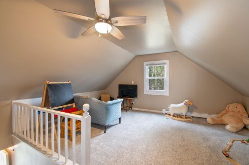 129 Massachusetts Ave, Portland ME  04102-2515 exterior