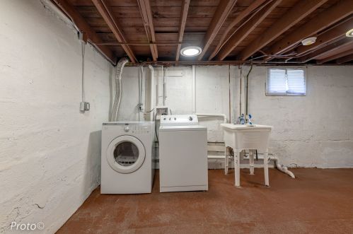 1403 2 Ave, Broadview IL 60153-2212 exterior