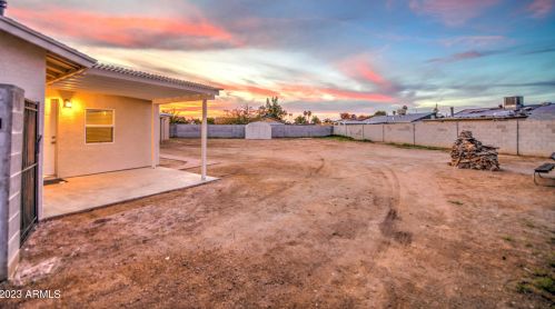 12616 20th Dr, Phoenix AZ  85029-2611 exterior