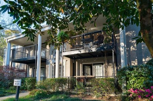 3619 Essex Ave, Atlanta GA  30339-5746 exterior