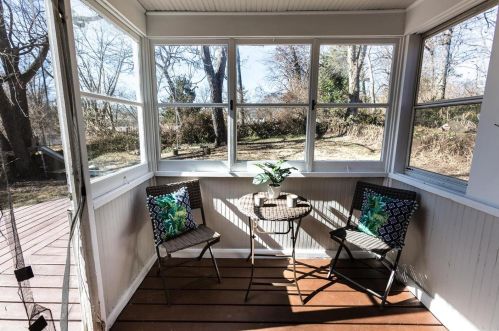 205 College Ave, Saint Louis MO 63107-1612 exterior