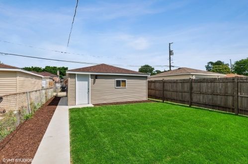 352 91st St, Chicago IL 60619-7427 exterior