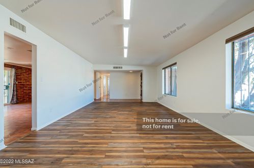 1822 Camino Seco, Tucson AZ  85710-7241 exterior