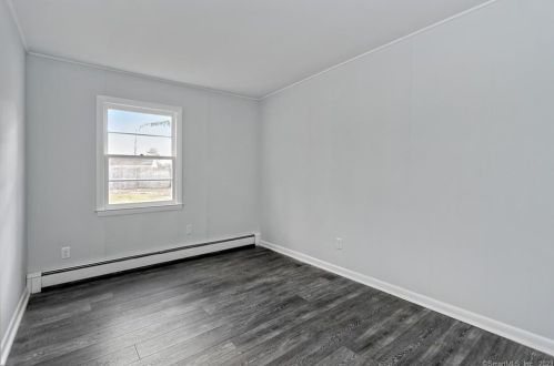 46 Cooper Ave, Wallingford CT  06492-3956 exterior