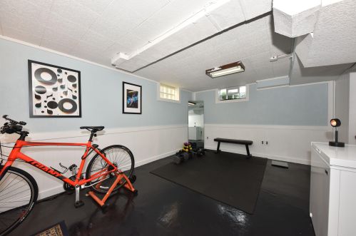 1410 Van Beck Ave, Milwaukee WI 53207-4531 exterior