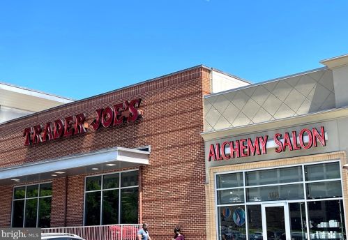 428 Northwest Dr, Silver Spring MD  20901-4417 exterior