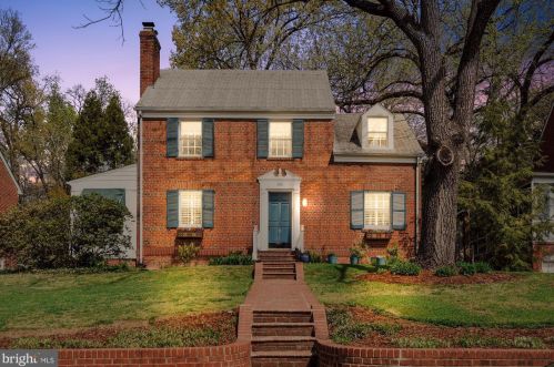 301 Glendale Ave, Alexandria VA 22301-2407 exterior