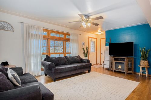 1010 Central Ave, Meskegon MI  49445-2947 exterior