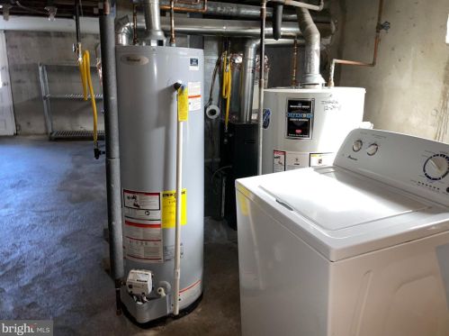 139 Isabel Ave, Manor PA 19036-1407 exterior