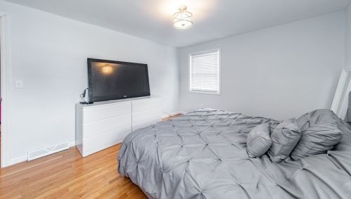 145 Wildwood Ave, Springfield MA  01118-1955 exterior