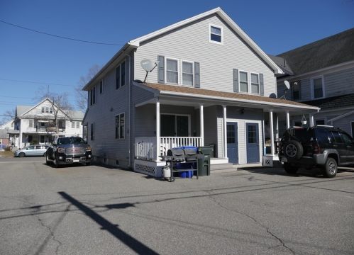 94 Melha Ave, Springfield MA  01104-1815 exterior