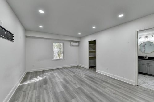 1311 Bridgewater Walk, Lithonia GA  30078-2086 exterior