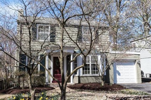 1357 Berry Rd, Saint Louis, MO 63122-1906