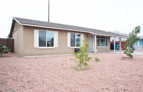 1818 50 Dr, Phoenix AZ 85031-1324 exterior