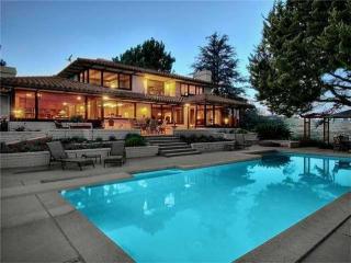 4110 Sleeping Indian Rd, Fallbrook, CA 92028-9442