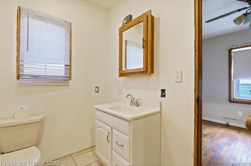 5450 Atkins Rd, Vassar MI 48768-9479 exterior