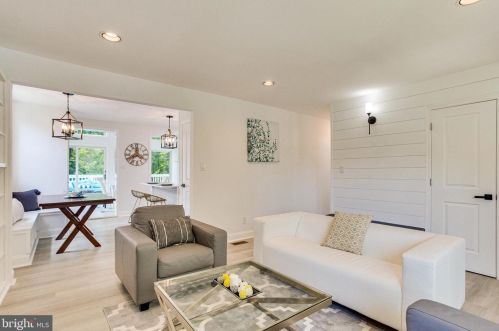 118 Fleetwood Ter, Silver Spring MD  20910-5511 exterior