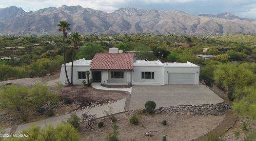 4701 Camino Gacela, Tucson AZ  85718-6813 exterior