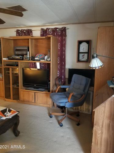 1705 Charleston Ave, Phoenix AZ 85023-1218 exterior