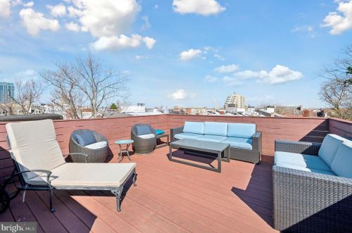 741 2nd St, Philadelphia PA 19122-4503 exterior