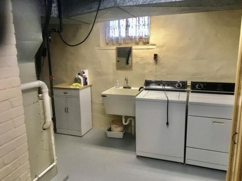 23 Beckert St, Pittsburgh PA 15209-2507 exterior