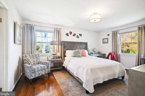 9101 Cherbourg Dr, Rockville MD 20854-3107 exterior