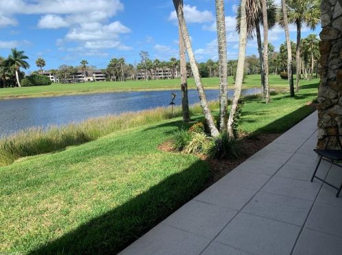 110 Wilderness Dr, Naples, FL 34105-2643