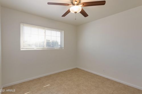 1240 33 St, Phoenix AZ 85018-3314 exterior